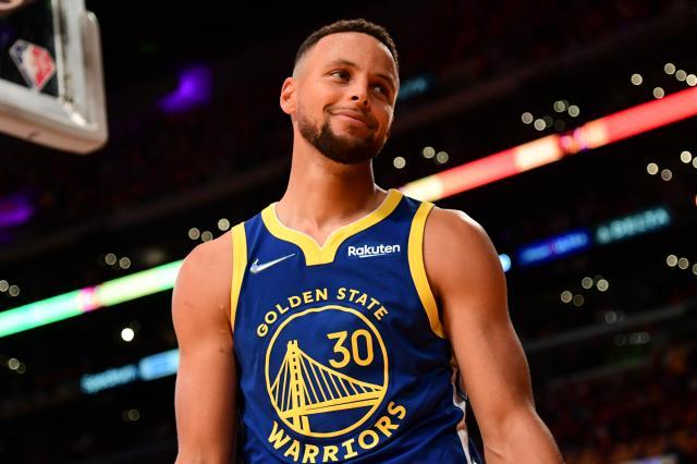 1643534235937070604.jpeg Stephen-Curry.jpeg